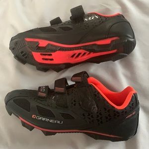 Women’s Garneau Multi Air Flex Cycling Shoes